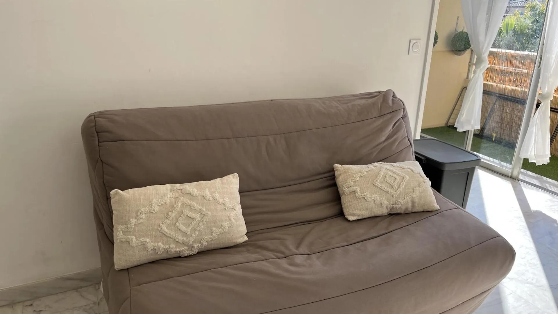 Le Genepy, Studio 30M2, 4 P, Balcon Parking, Clim Frejus France